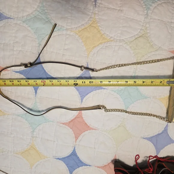 Michael Kors Gold Quilted Women's Bag - Picture 6 of 9